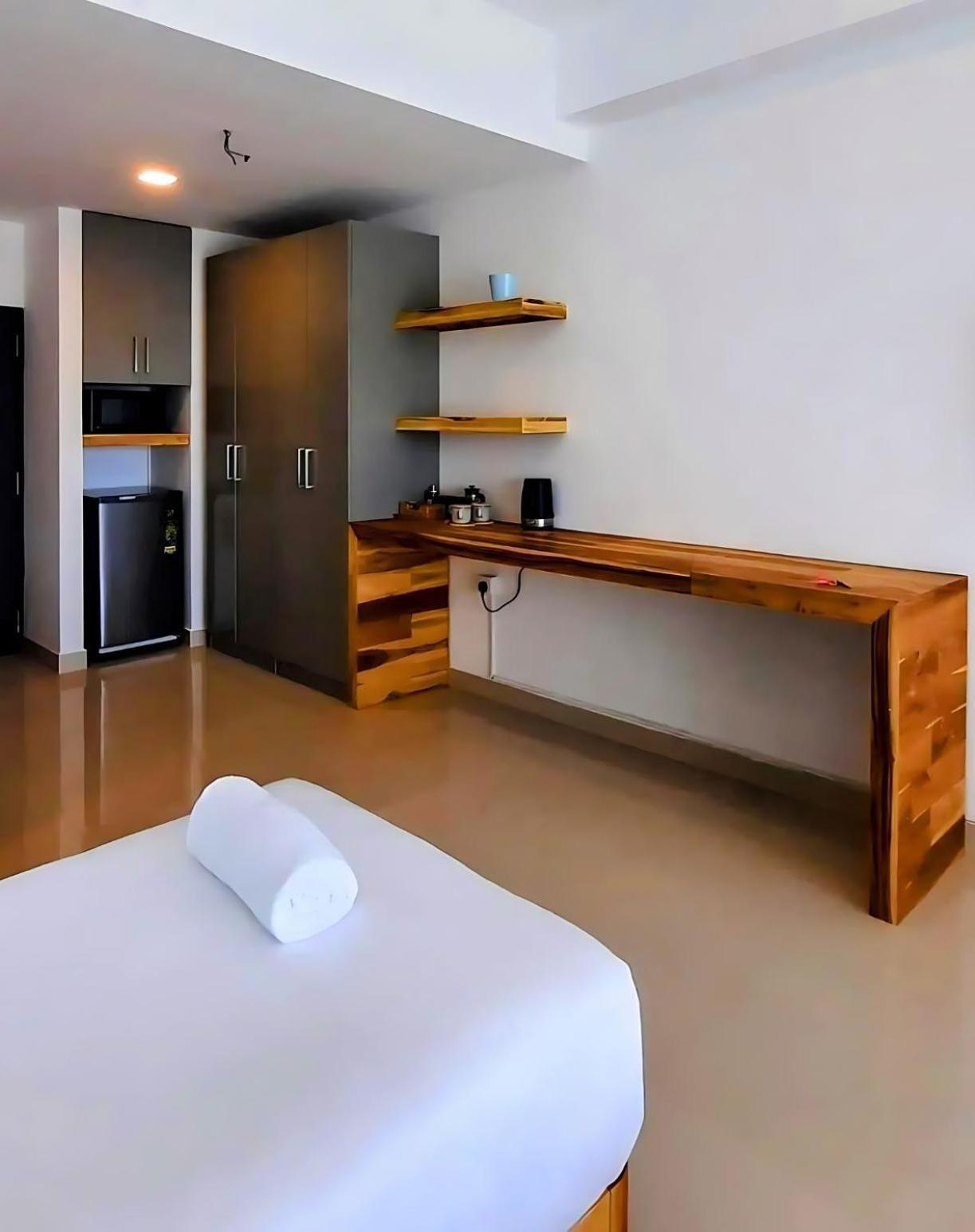 Negombo Ocean Breeze - Bliss On The Beach Luxury Apartments By Serendib Vacation 外观 照片