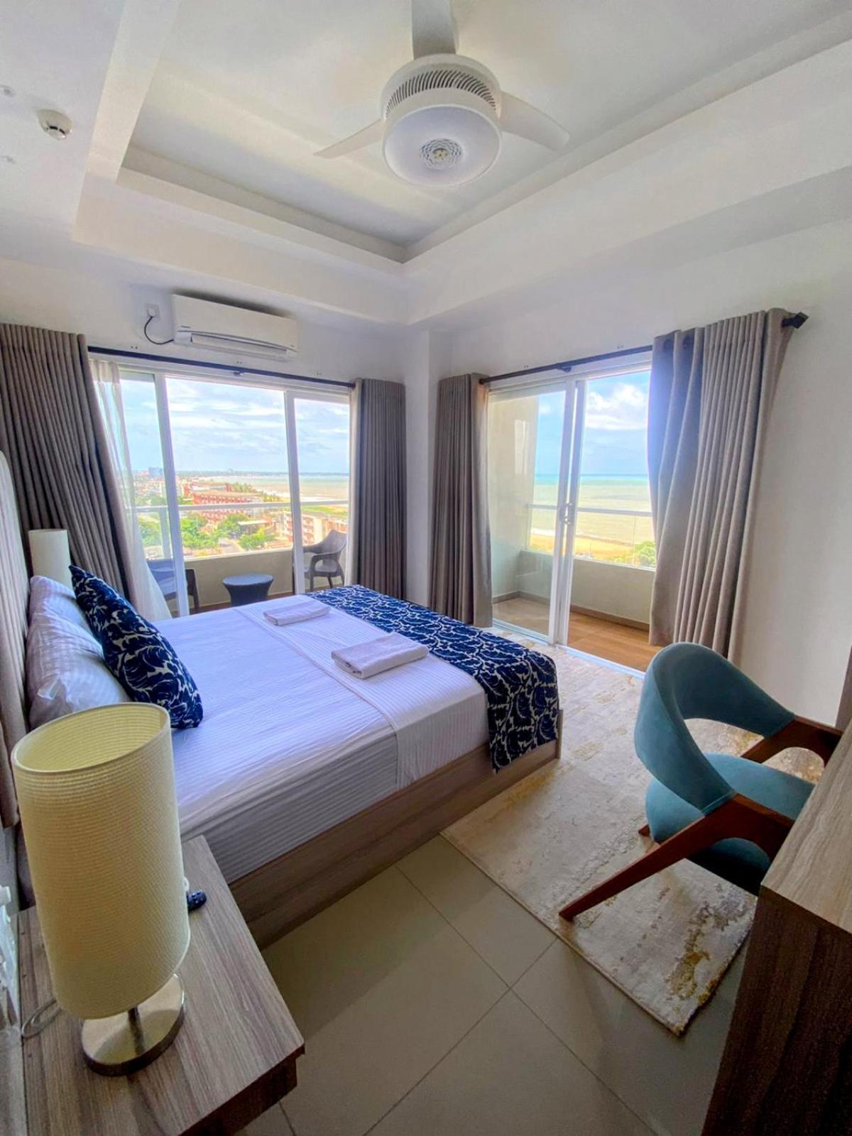 Negombo Ocean Breeze - Bliss On The Beach Luxury Apartments By Serendib Vacation 外观 照片