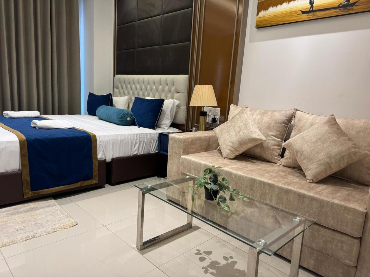 Negombo Ocean Breeze - Bliss On The Beach Luxury Apartments By Serendib Vacation 外观 照片